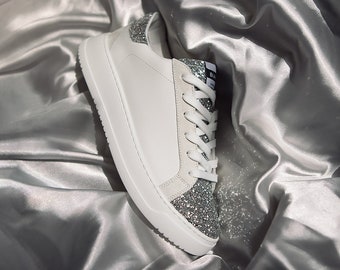 Glitterschoenen van echt leer / witte sneakers met zilverbrokaat