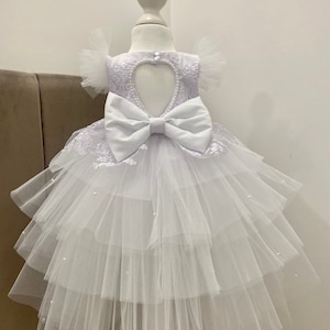 White lace dress with train and pearls, headband, shoes for baby girl. First birthday gown. Baptism dress. Christening dress.