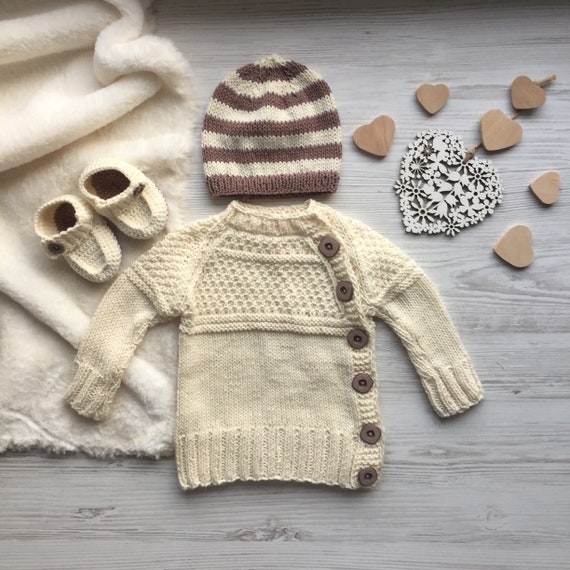 Soft and Cozy Handmade Knit Baby Boy Outfit: Light Beig and  display picture 2