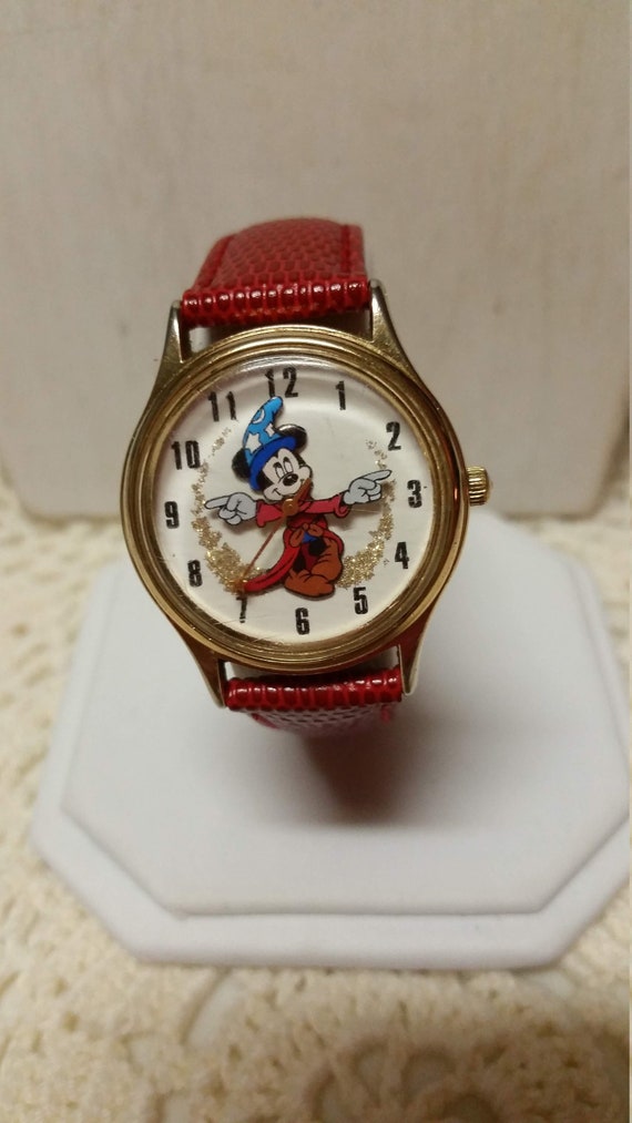 Rare Disney Mickey Mouse Magician Watch with Red L
