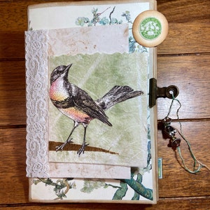 Birds of a Feather - Junk Journal feito à mão, estilo vintage, tema natureza
