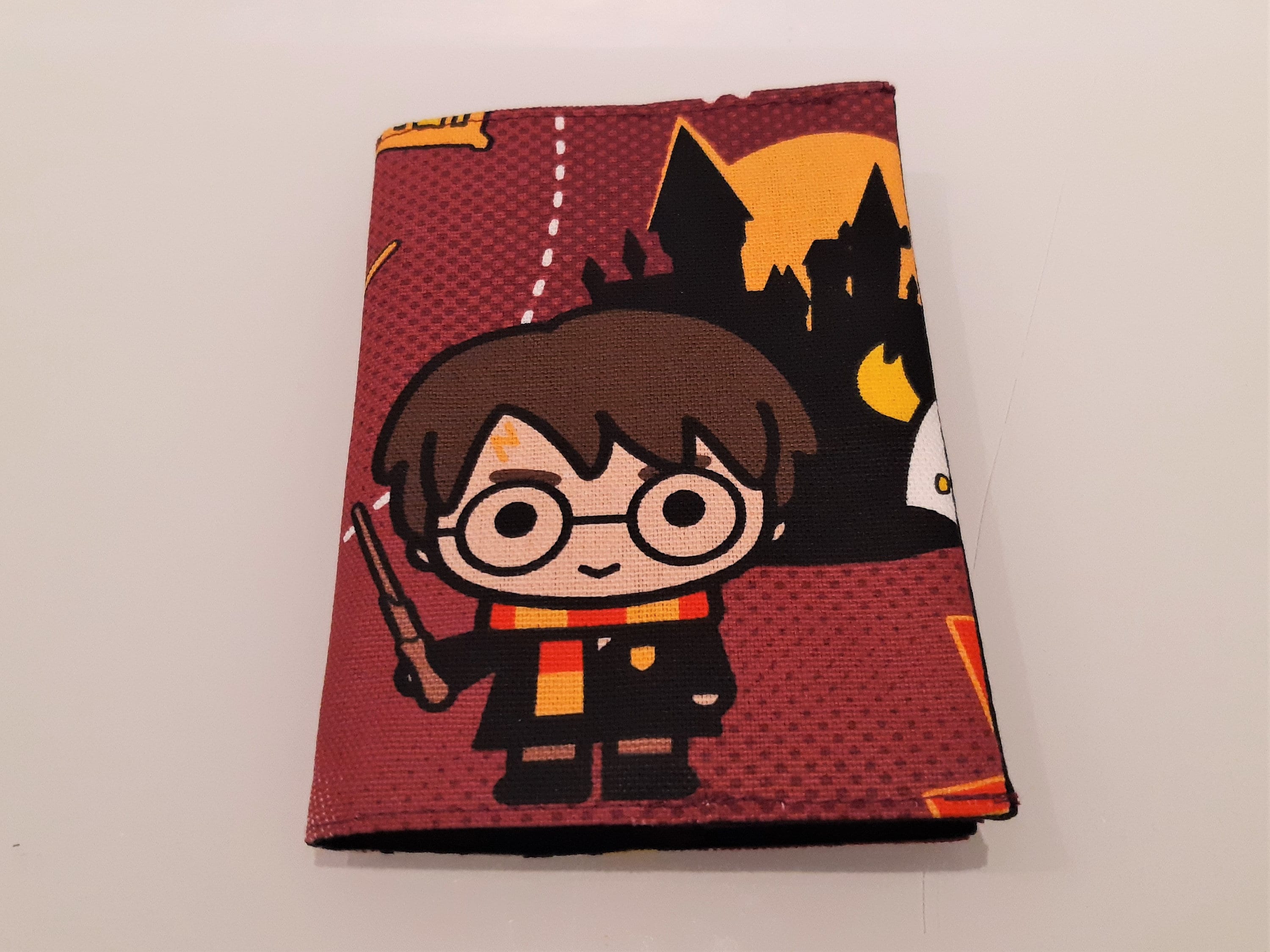 Free Shipping Harry Potter Passport Holder Cover, Hogwarts, Gryffindor