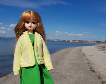 Doll Outfit – Modern Green Dress and Yellow Jacket for Blythe and Licca