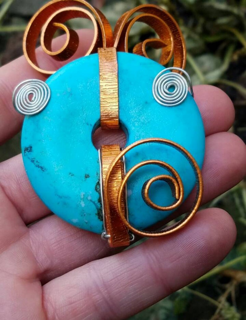 Blue emoji with wood grained copper wire and blue bead wire | Etsy