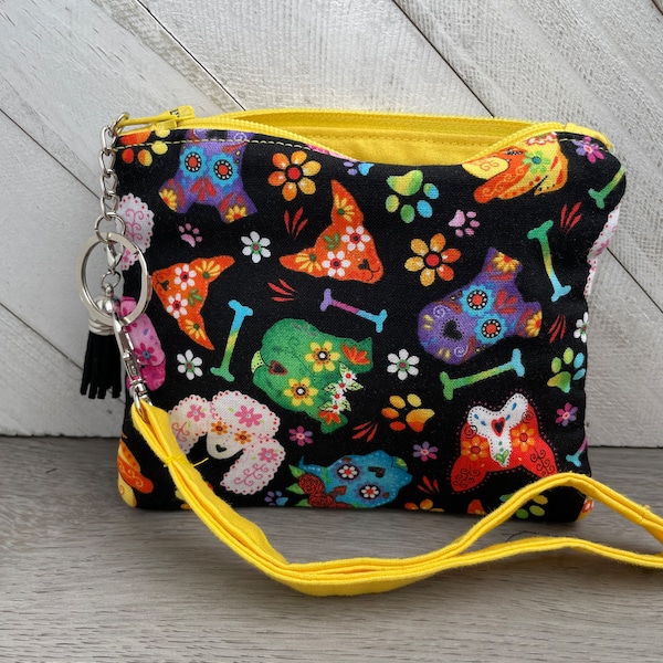 Dog Faces Zipper Coin Bag, Dog Theme Wristlet Pouch, Gift for Dog Mom, Fabric Change Purse, Credit Card Wallet for Her, Keychain Wallet