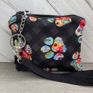 Small Fabric Paw Print Coin Pouch, Dog Breed Zipper Bag, Dog Lover Change Purse, Dog Theme Mini Wristlet Bag, Credit Card Wallet for Her