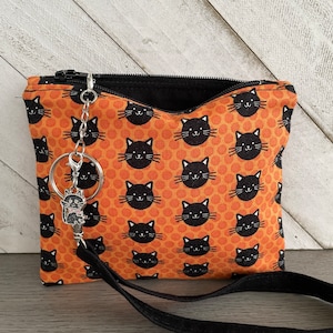 Black Cat Change Purse, Halloween Coin Bag, Zipper Wristlet Bag, Halloween Lover Gift, Small Pouch with Strap, Gift for Cat Mom