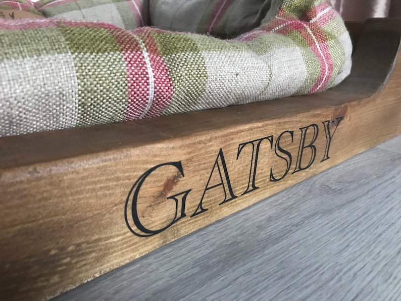 Personalised dog bed, Rustic pine dog bed, chunky pine dog bed image 5