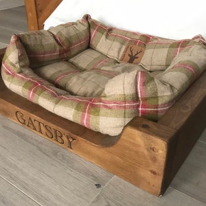 Personalised dog bed, Rustic pine dog bed, chunky pine dog bed image 1