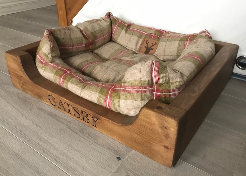 Personalised dog bed, Rustic pine dog bed, chunky pine dog bed image 1