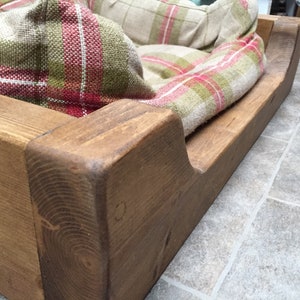 Personalised dog bed, Rustic pine dog bed, chunky pine dog bed image 6