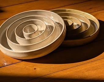 Handmade ceramic bowl for cats (and small dogs) - slowfeeder