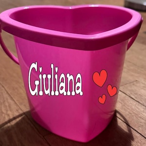 Valentine’s Day Heart Bucket, red heart basket, kids valentines gift, custom heart pail, Valentine’s party favor, Valentine gift