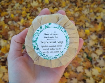 Peppermint Soap Bar / Natural Soap / Handmade Soap / Round Soap