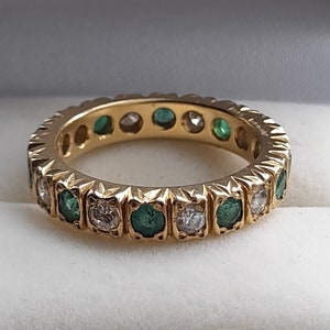 Quality 18ct Gold Emerald and Diamond Full Eternity Ring