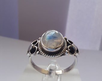 Vintage Hallmarked Sterling Silver Rainbow Moonstone Ring