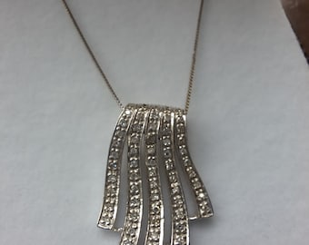 14ct White Gold Diamond Pendant Necklace, 18ct Chain
