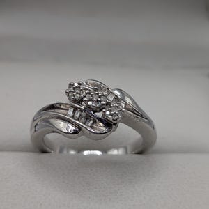 Sterling Silver Natural Diamond Cluster Ring image 2
