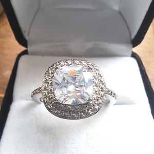 chinese dress ladies Amazon.com: TOSGMY Gold Silver Rings For Women Non Tarnish Gold Plated  Stackable Rings Wedding Engagement Bands Dainty 14K Gold Ring Simple Trendy  Cubic Zirconia Thumb Stacking Ring Pack Size 4-11: Clothing, Shoes