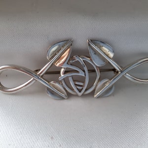 Vintage Carrick Jewellery Mackintosh Brooch