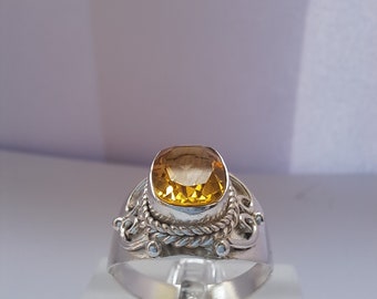 Vintage Sterling Silver Citrine Ring