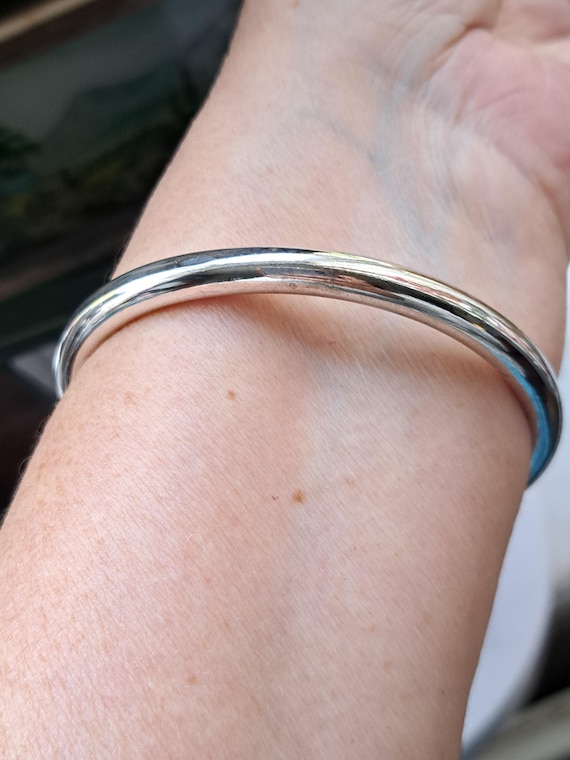 Vintage Solid Heavy Sterling Silver Plain  Bangle… - image 6
