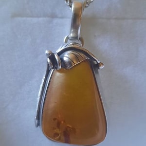 Vintage Jugendstil Bernstein Anhänger: Silberkette