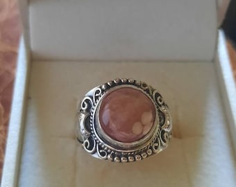 Beautiful Sterling Silver Rhodochrosite ring