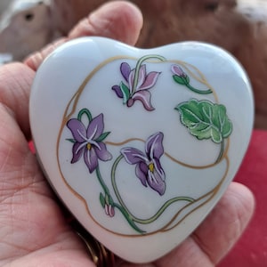 Vintage Limoges Heart Shape Trinket keepsake box