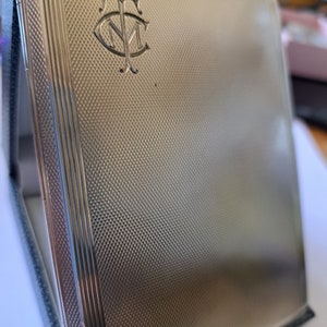 Quality Vintage Hallmarked Sterling Silver Cigarette Case