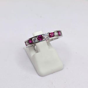 Sterling Silver Rubin Diamant Evighetsring