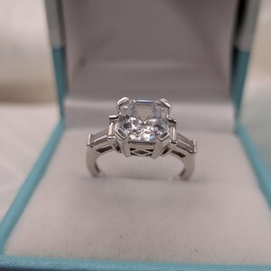 Diamantring i sterlingsilver