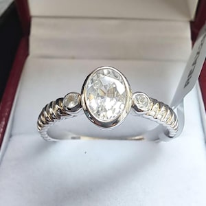 Sterling Silver Zircon dress ring