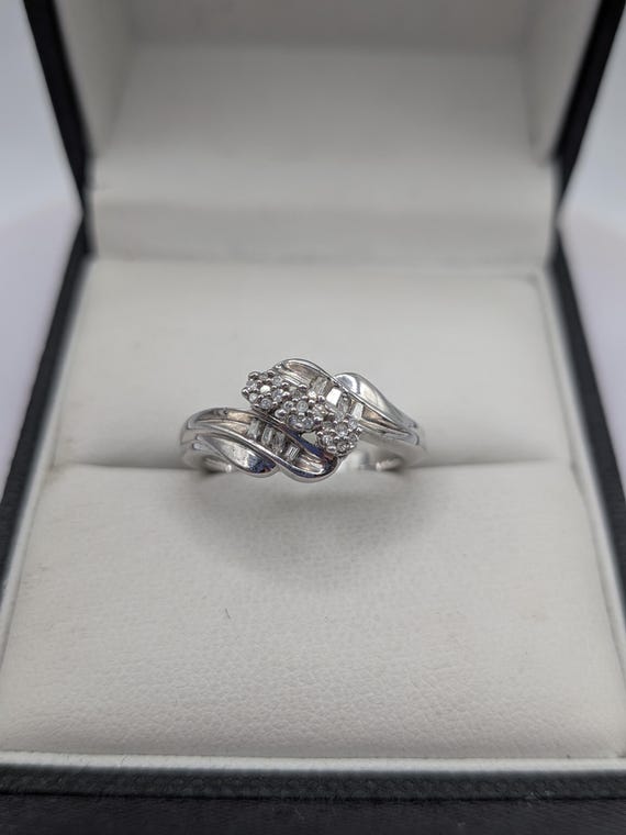 Sterling Silver Natural Diamond Cluster Ring