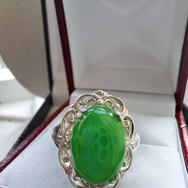 Vintage Sterling Silver Jade Ring