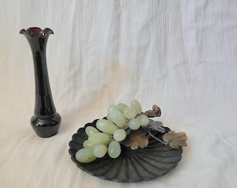 Italian Stone Grapes Jade or Jadeite Beautiful Agate Leaves Mid Century