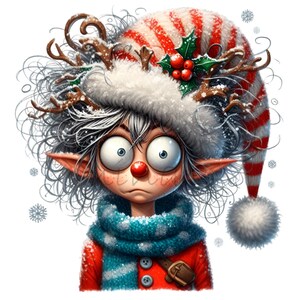 Puede incluir: Un duende de Navidad caprichoso con cabello blanco, que lleva un gorro de Pap&aacute; Noel a rayas rojas y blancas con un pomp&oacute;n blanco, una bufanda azul y un su&eacute;ter rojo. El duende tiene una nariz roja y ojos grandes y abiertos.