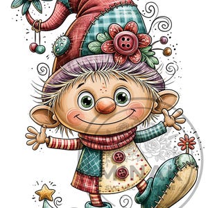 Op de afbeelding: Een cartoonillustratie van een elfje met een patchworkmuts versierd met een grote rode knoop en een bloem. Het elfje draagt een gestreepte sjaal, een crèmekleurige tuniek met twee knopen en blauwgroene puntschoenen met een ster op de neus.
