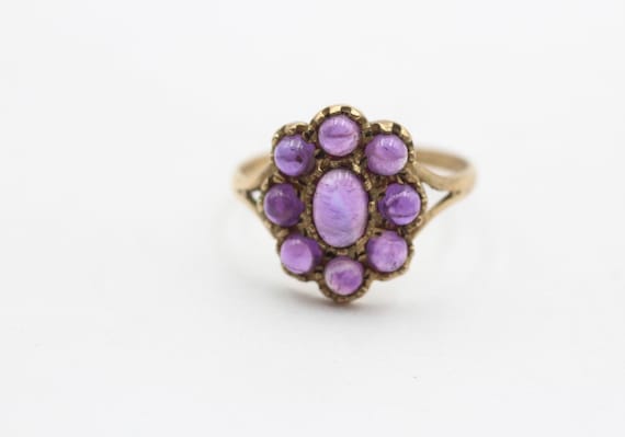 Gold Antique amethyst cabochon cluster ring