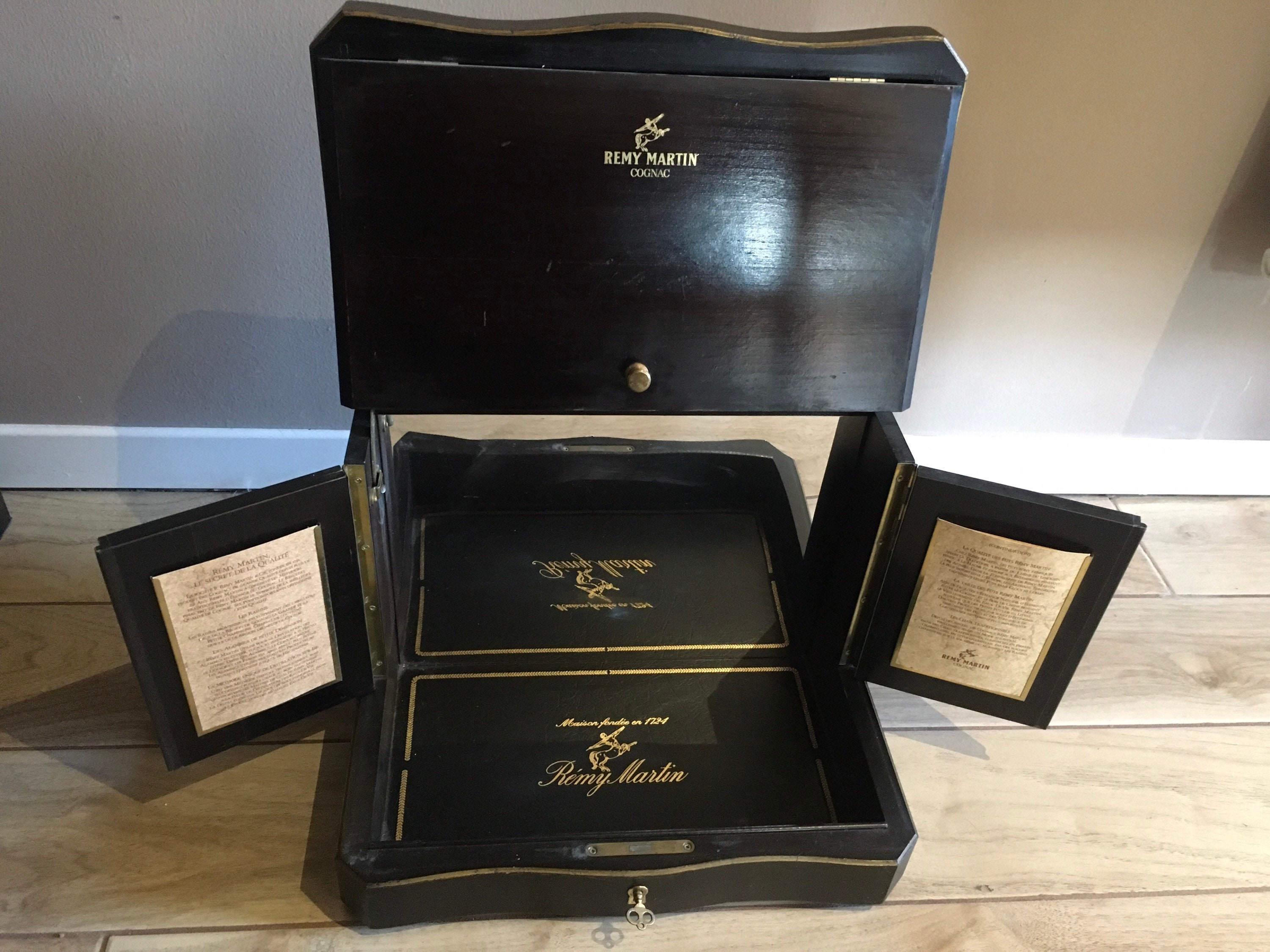 Rare Millésime Remy Martin Tantalus Coffre Fort Armoire à Boissons