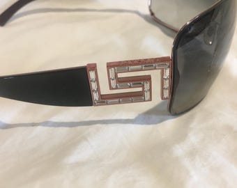 Lunettes de soleil vintage de marque Versace, monture en or rose, modèle 2072 B