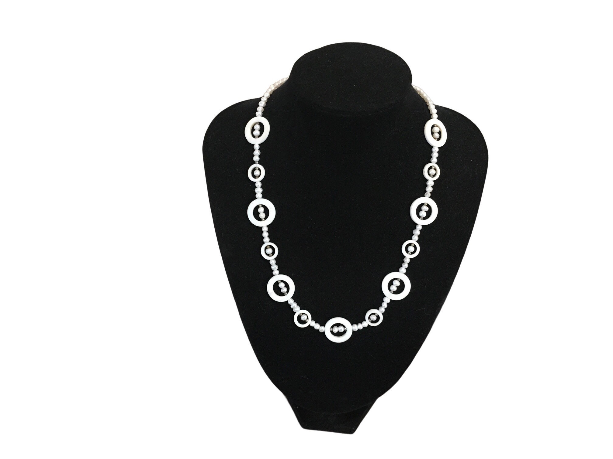 Collier Vintage En Perles De Nacre Beige - Perles Aléatoires - État Impeccable
