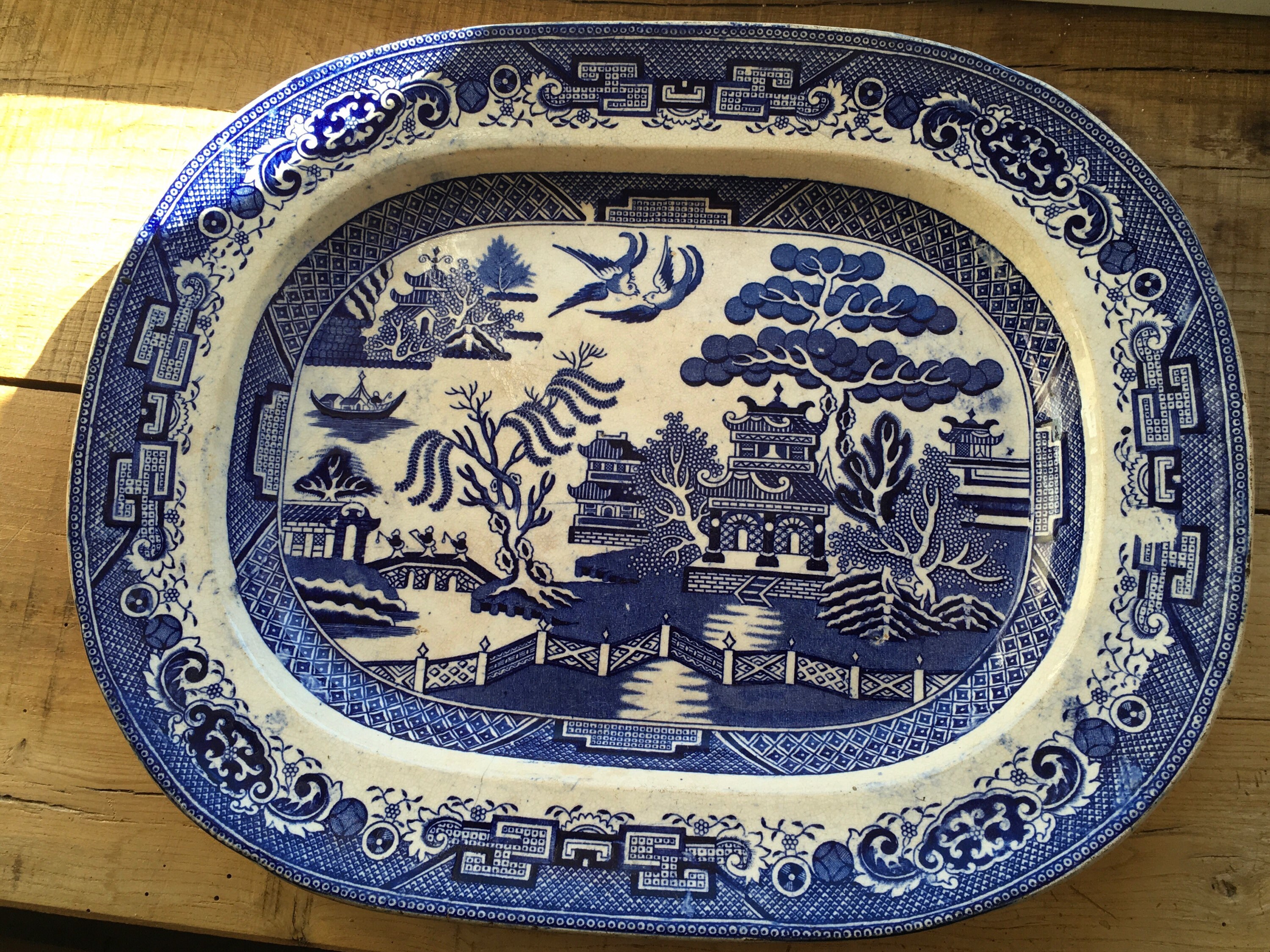 Vieux Saule Bleu Servant Un Chargeur de Plateau Viande