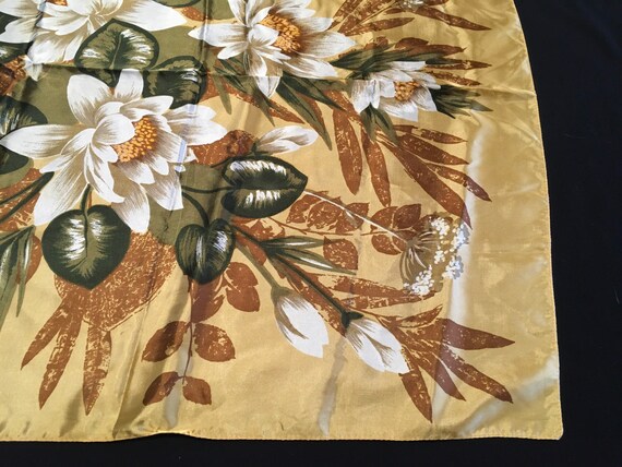 Vintage st Michael Rayon satin flower scarf - image 5