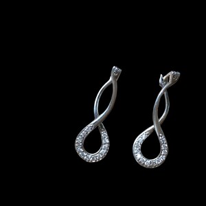 Elegant silver and Cubic zirconia drop earrings