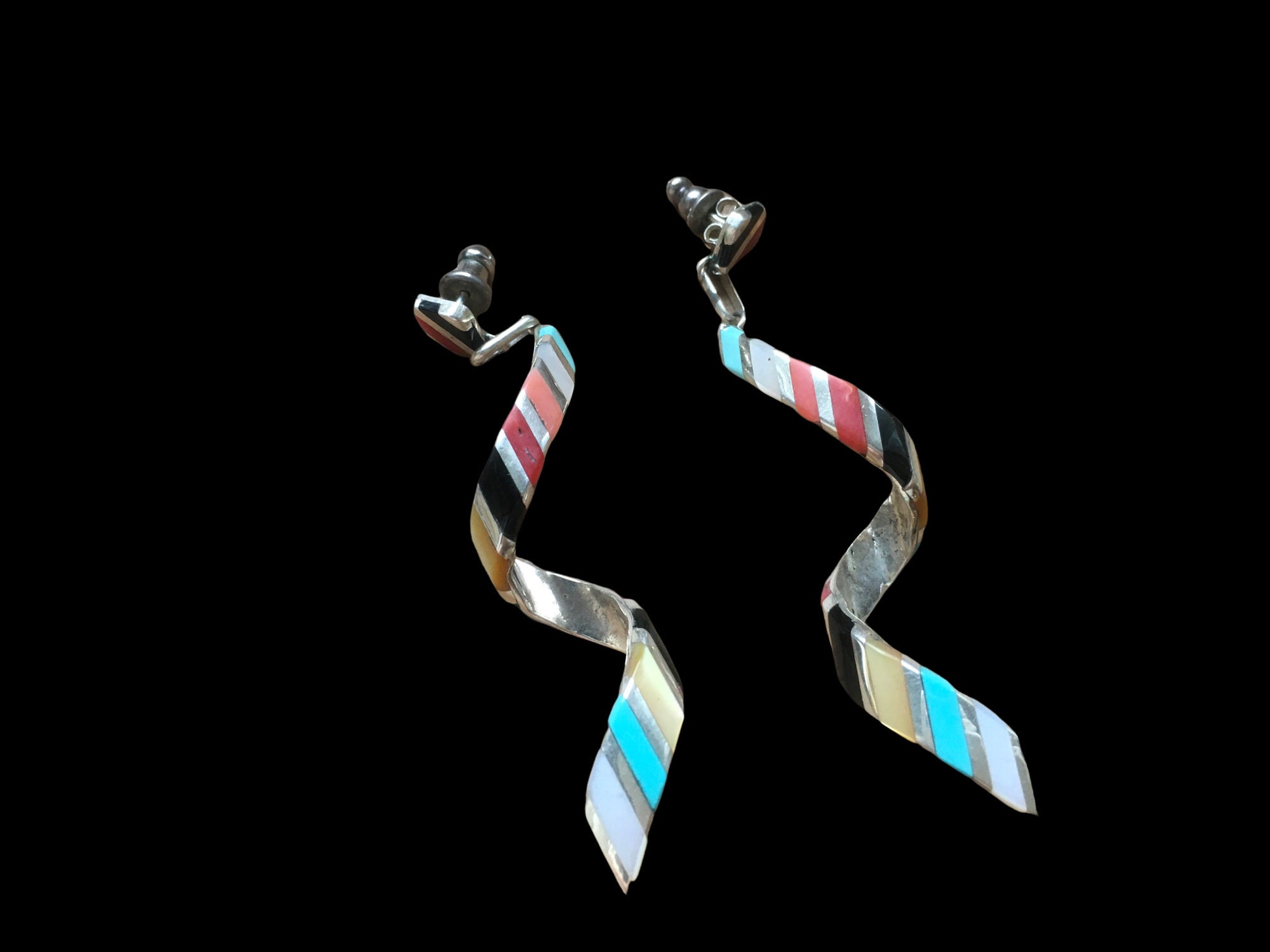 Heard Artist Vintage Native American Zuni Coral Spiral Sterling Silver Earrings Heard Artist Vintage Native American Zuni Coral Spiral Sterling Silver Earrings