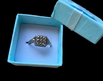 Art deco ring van zilver en marcasiet