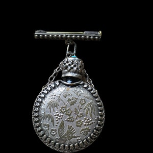 Unusual vintage silver perfume scent bottle brooch 1950’s