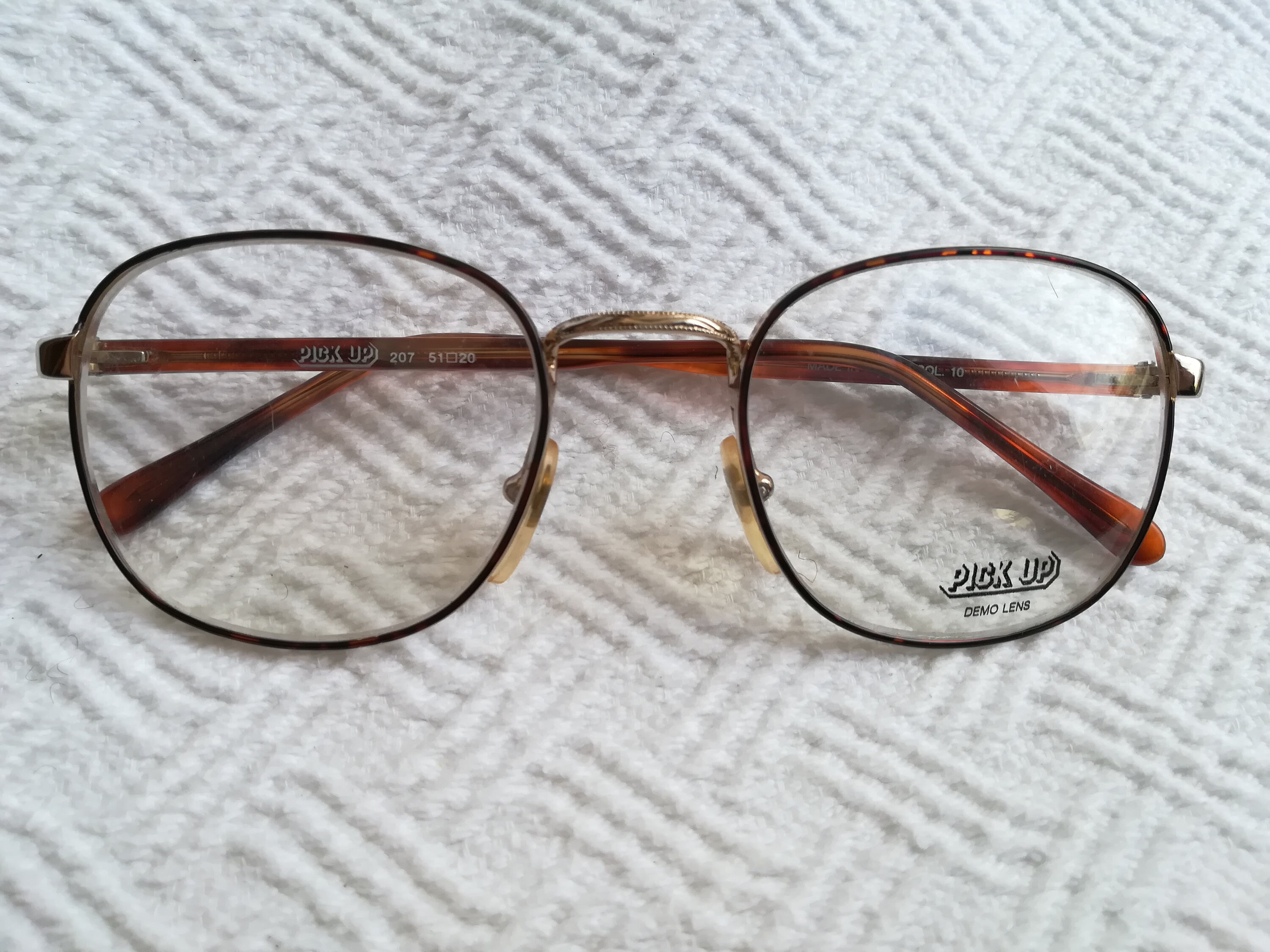 eyeglass maker italy