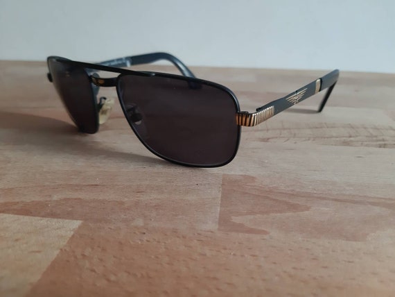 police sunglasses aviator